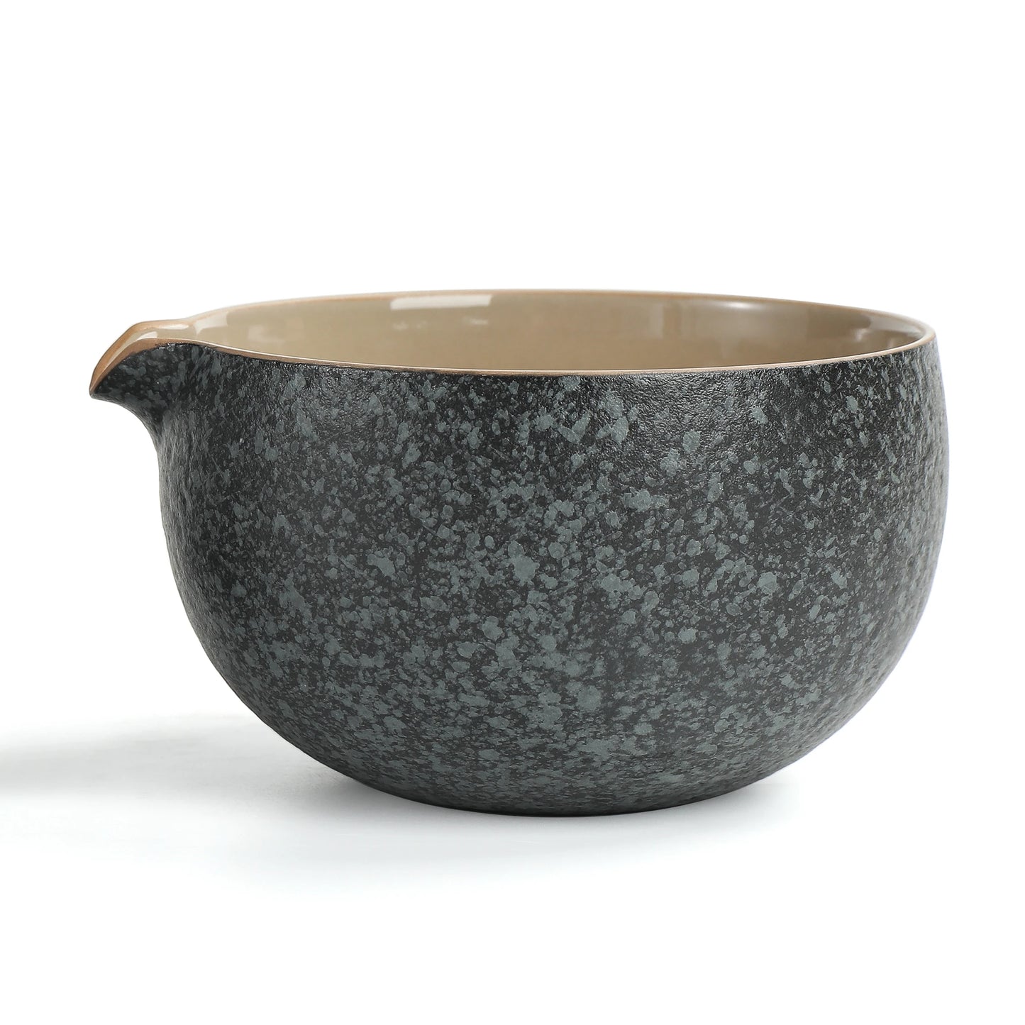 Obsidian Matcha Bowl with Spout